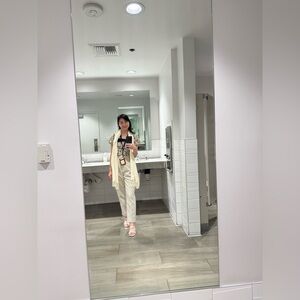 Meet your Posher, Alice